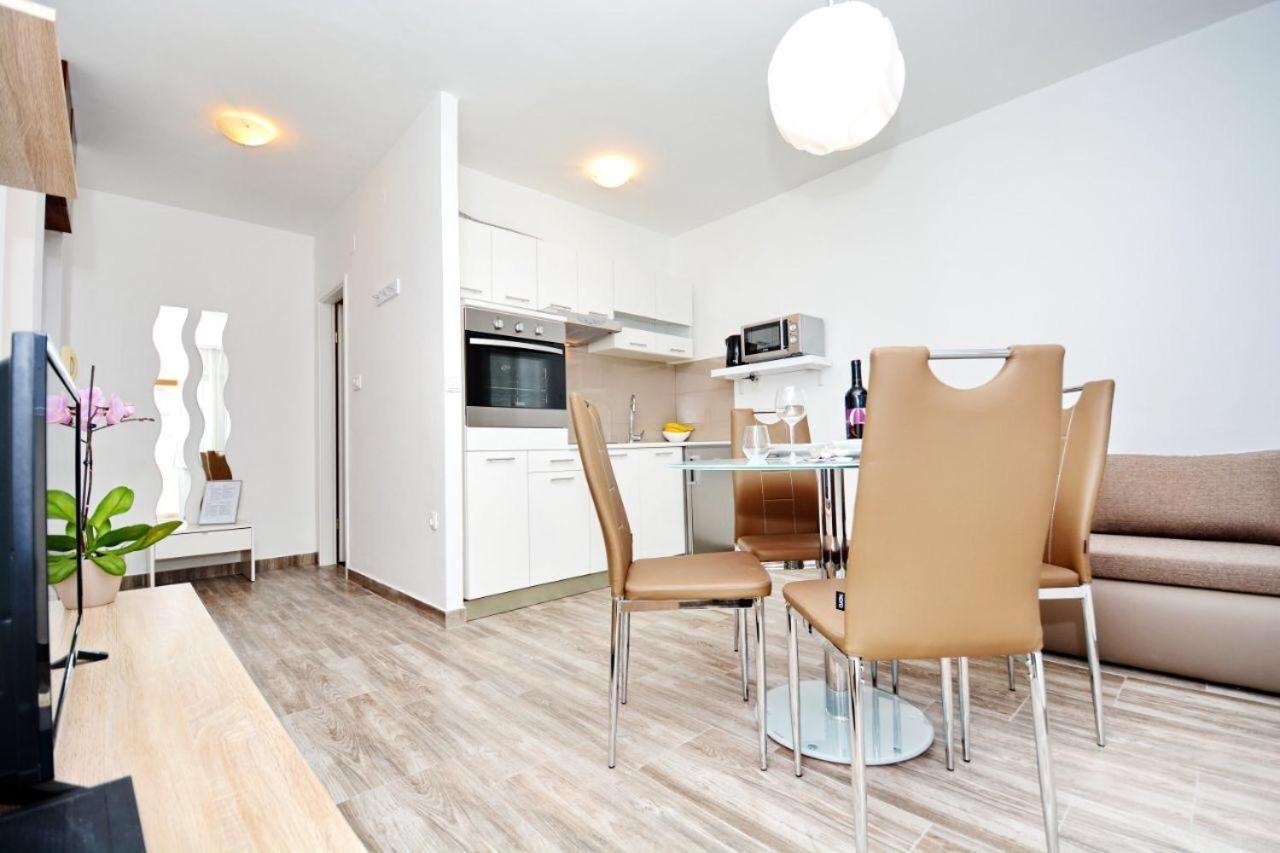 Apartment T&l